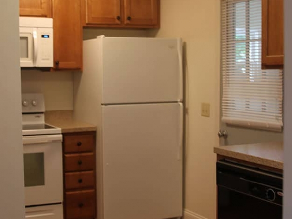 student apartments for rent in Cortland New York 126 1/2 Tompkins St. Kitchen 2