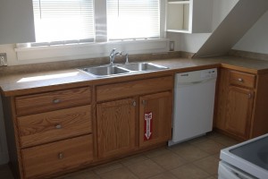 Student Apartment Rentals in Cortland 14-3 Harrington Kitchen
