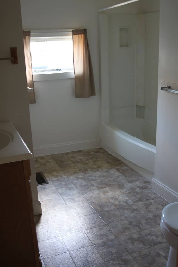 student apartments for rent in Cortland New York 60 Groton Ave. (2 Bedrooms) Bathroom 2